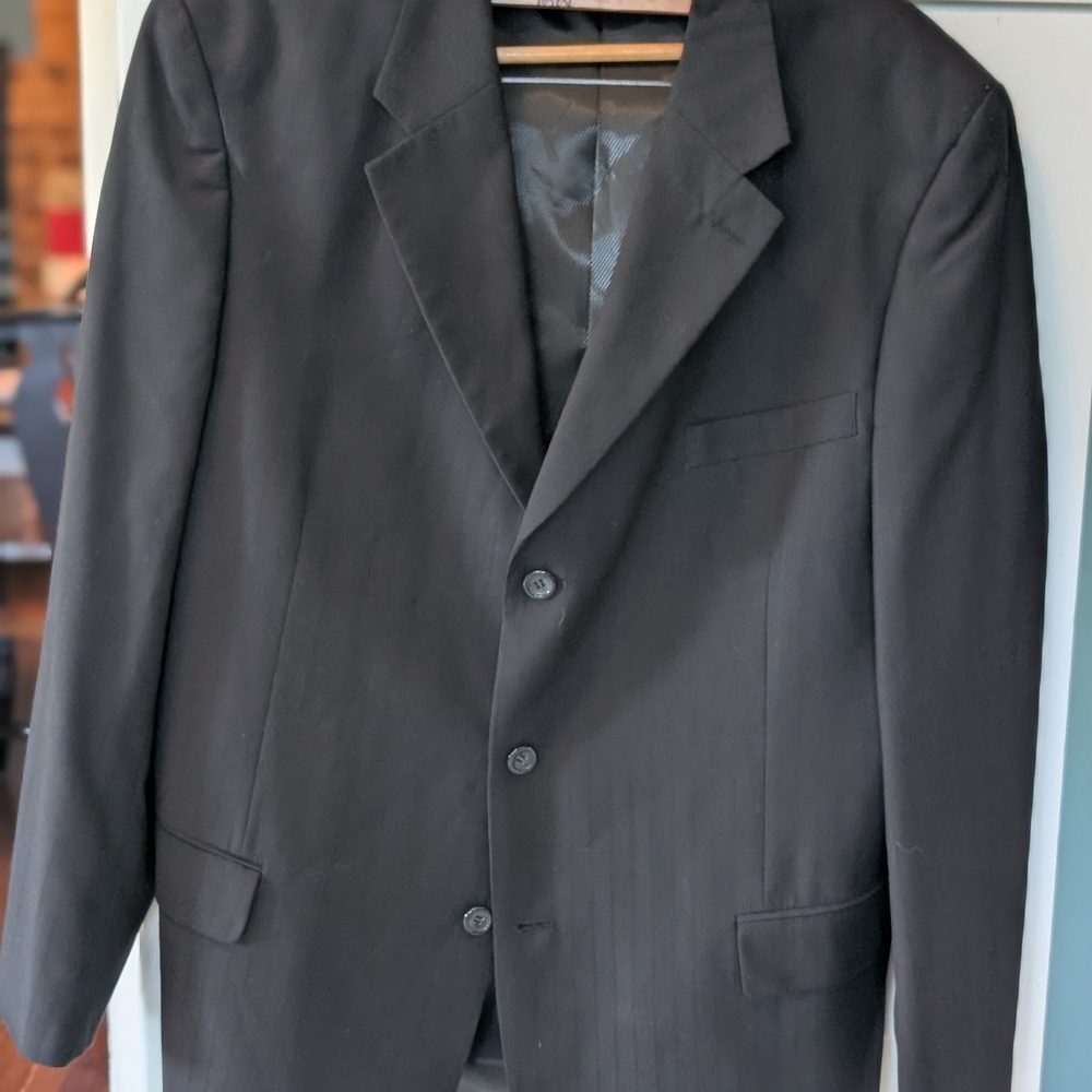 Men's Black Single-Breasted Blazer - Classic Notch Lapel